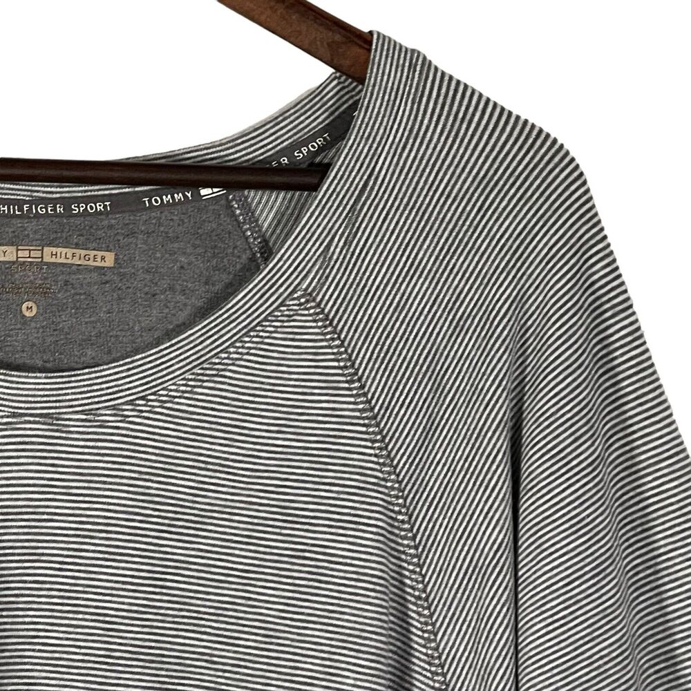 Tommy Hilfiger Sport Top Women's‎ Size L Gray Stripes Raglan Long Sleeves - Picture 3 of 11